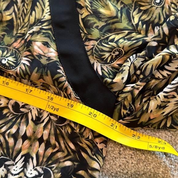 Bcbg Maxazaria mid- length dress with slip - Picture 9 of 11